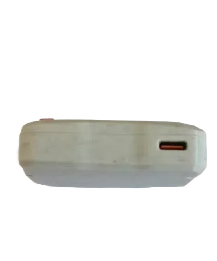 Arduboy-compatible mini console with a 1.3-inch display. Portable keychain design, preloaded with 400+ games.